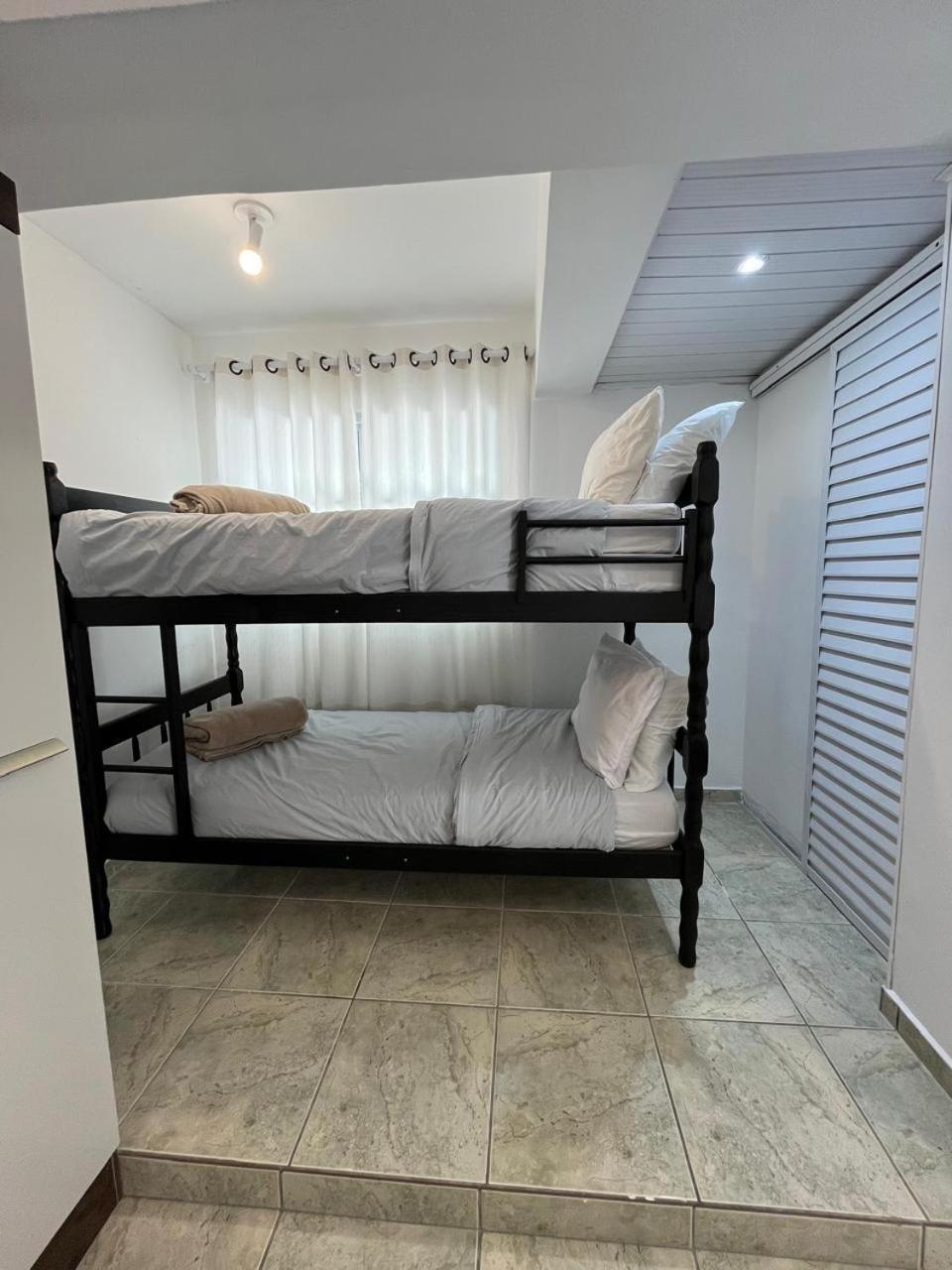 Terraco Av Brasil A 200mts Do Mar Balneario Camboriu